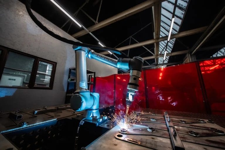 Cobot Welding Customer Testimonial – Mettech Precision